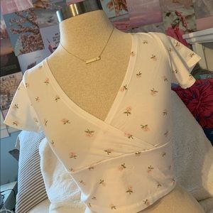 Brandy Melville NWT floral Amara top